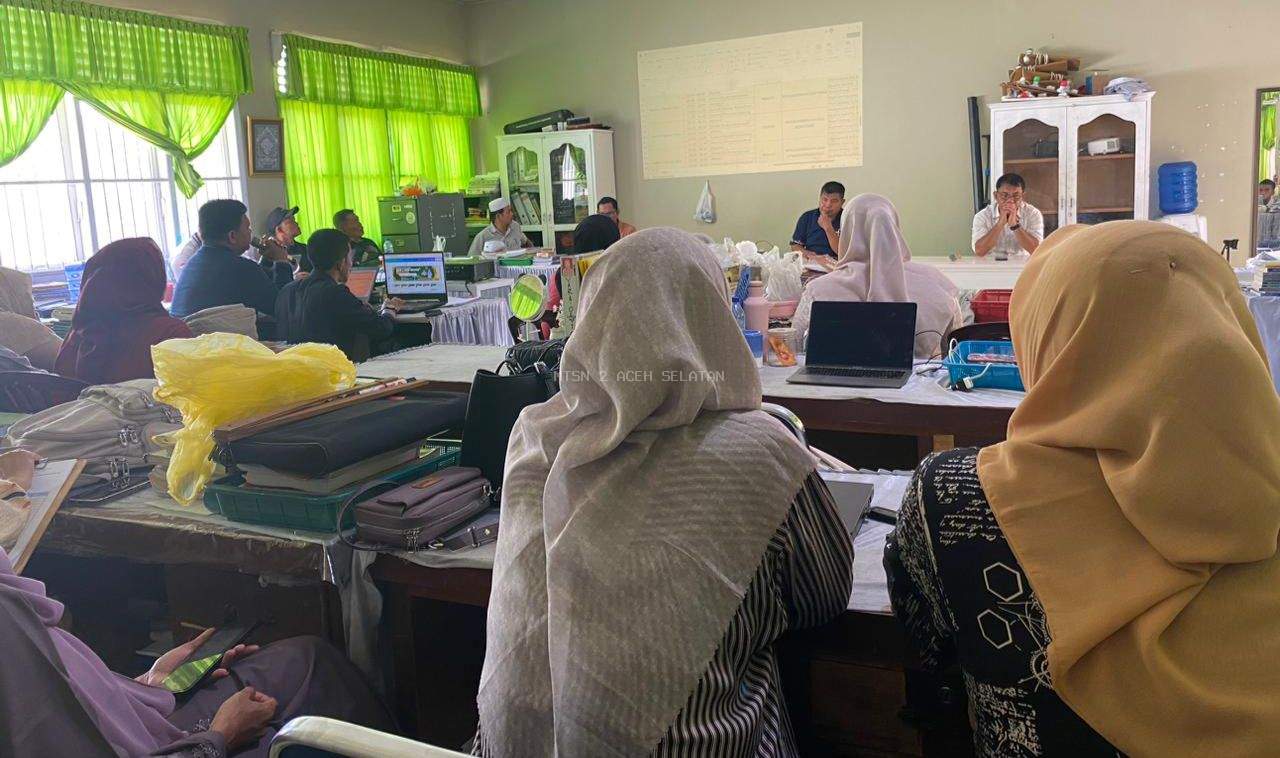 MTsN 2 Aceh Selatan Gelar Rapat Musyawarah Bahas Dinul Islam, Progres SPMB, dan Program Akbar EMSENDA MEUSERAYA