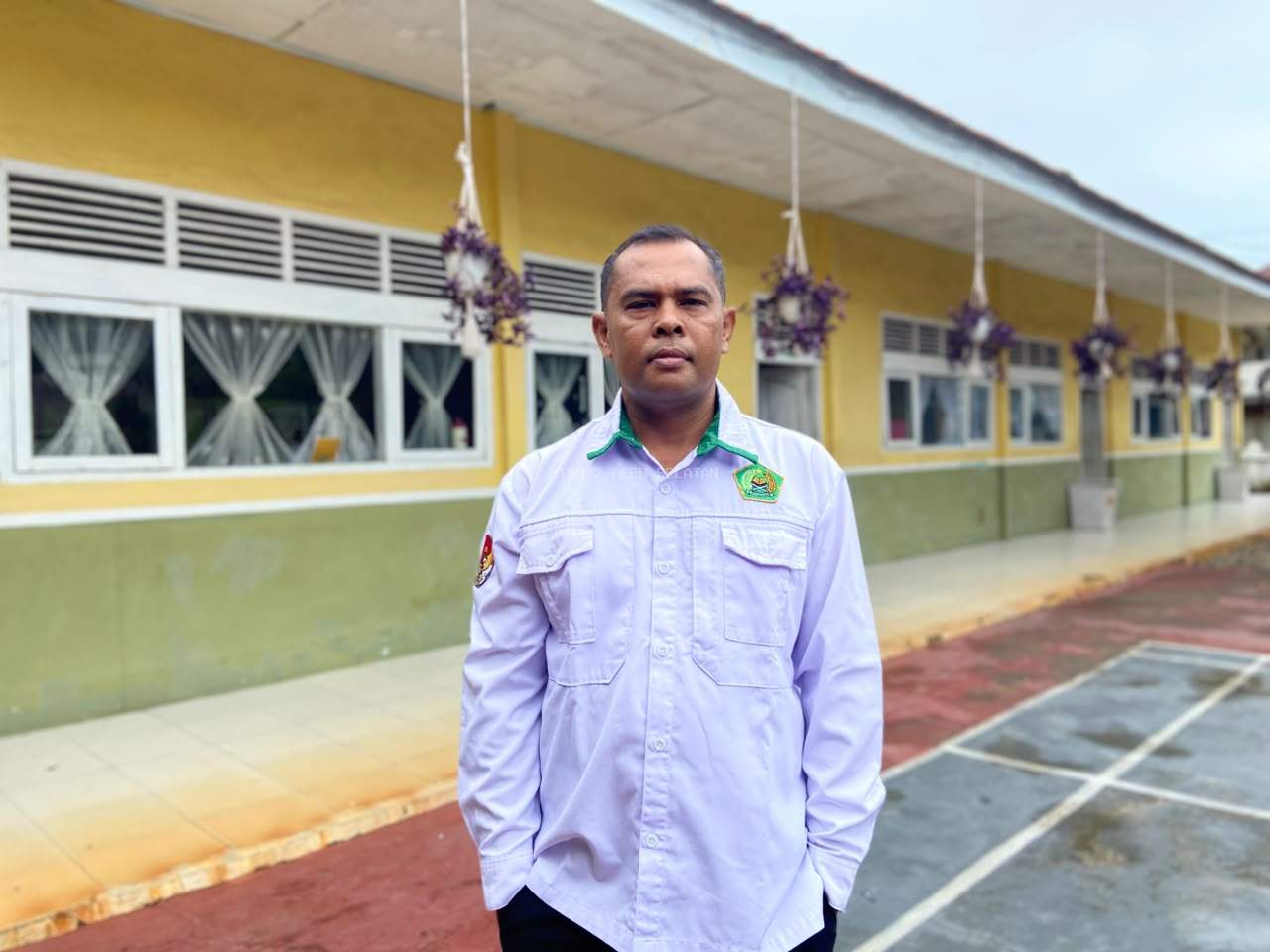  Menjaga Kesatuan dan Kekompakan Warga Madrasah